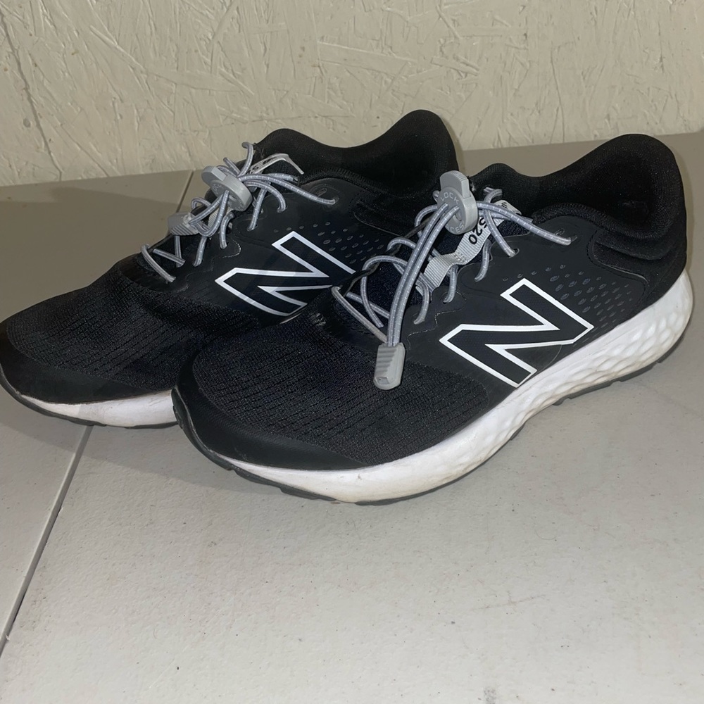 New Balance Womens Shoes Size 10 Black 520 V7 Athletic Running Sneakers